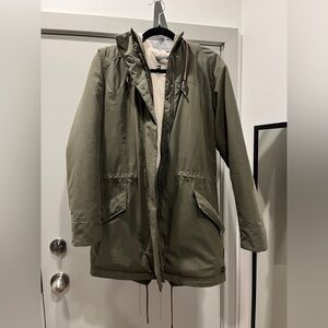 Women’s Small Insulted Water-Resistant Olive Green MEC Jacket